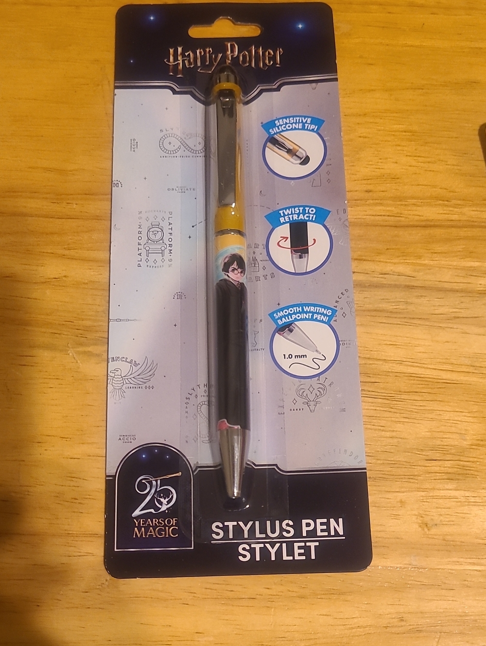 Warner Bros. Harry Potter 25 Years of Magic Stylus Pen Fantasy Collectible